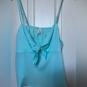 BP Bow Detail Tank‎ Top